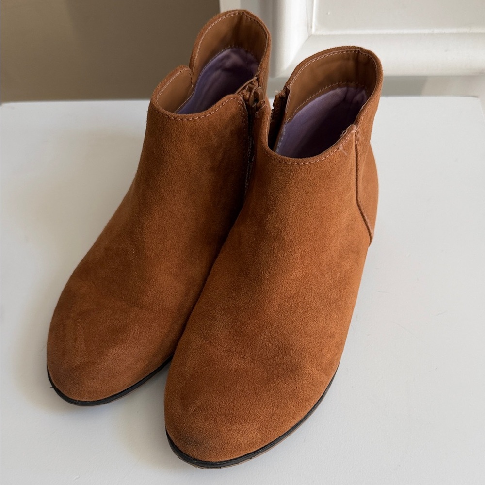 Girls Cat & Jack Brown Ankle Boots